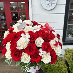 Jumbo sweetheart flower box