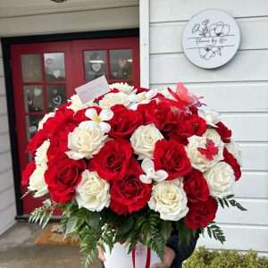 Jumbo sweetheart flower box